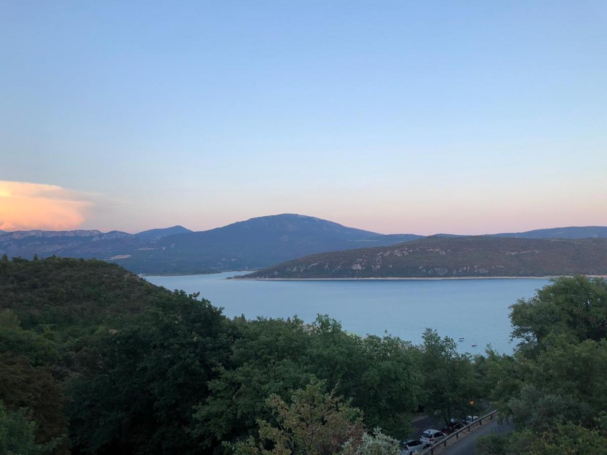 Les Gites Du Verdon, Cote Lac Сент-Круа-дю-Вердон Экстерьер фото